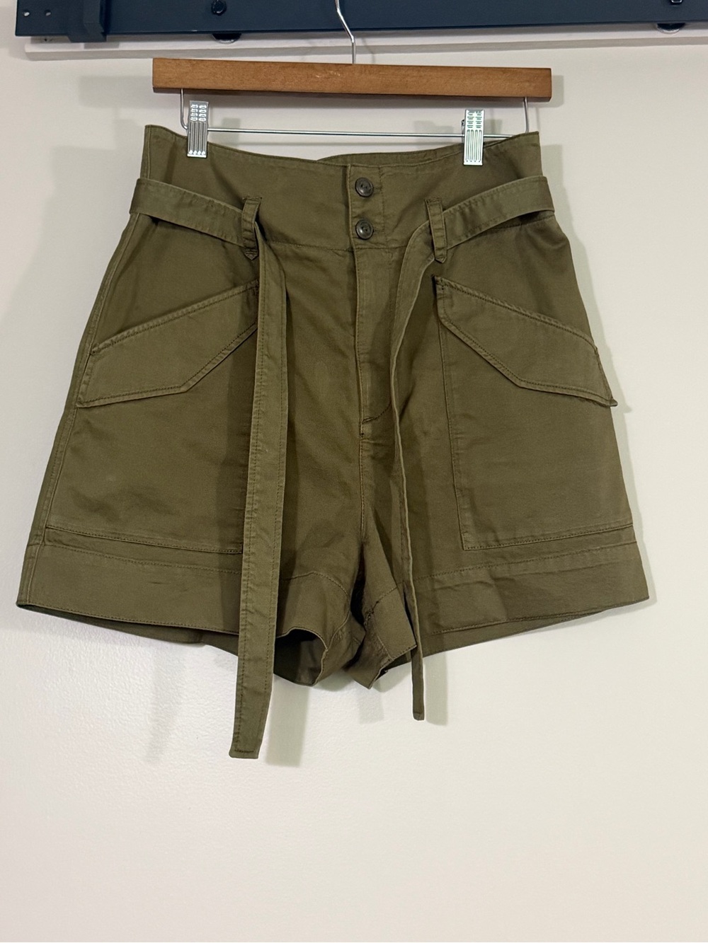 RAG & BONE High-Waist Utility Shorts in Olive with tie belt - sz 27
